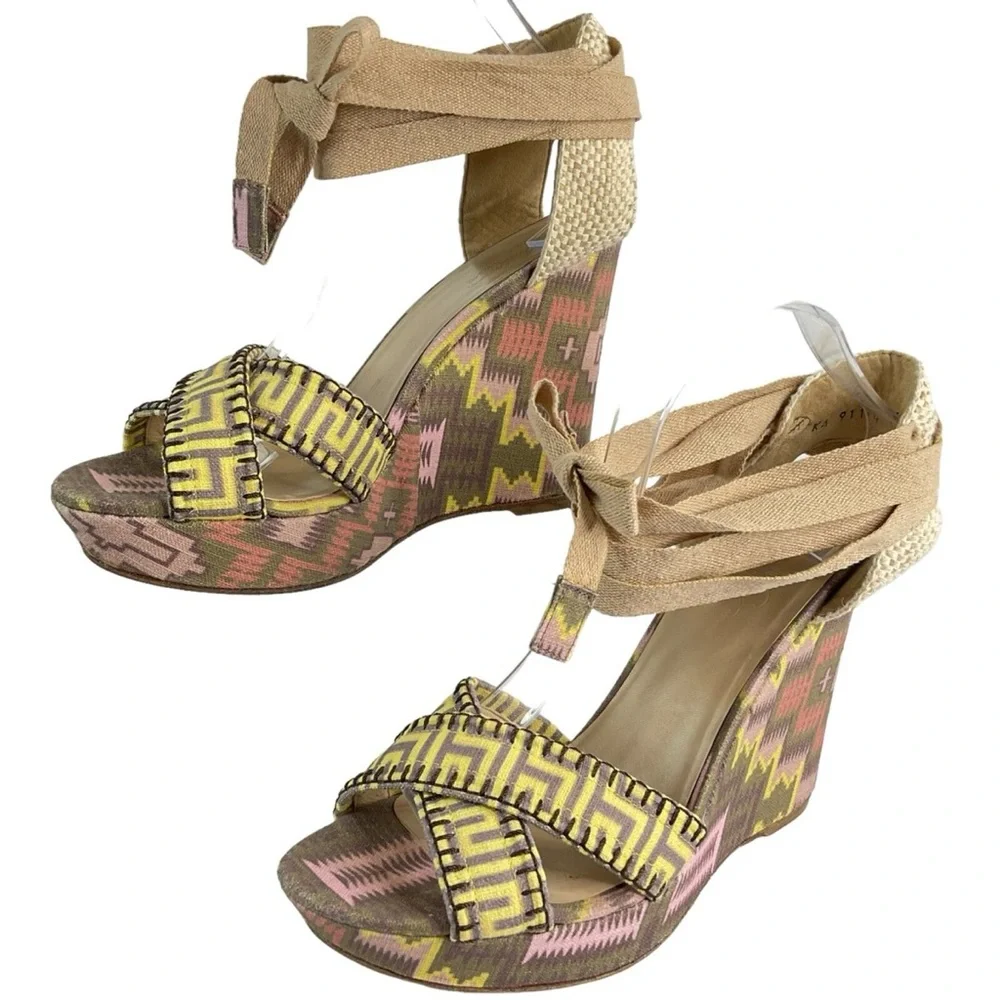 Stuart Weitzman + Theodora Callum Espadrilles Aztec Print Wedge Sz 7 - Picture 7 of 8